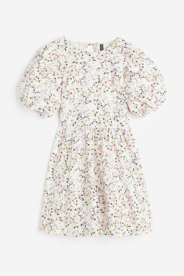 Vestido con manga puffy