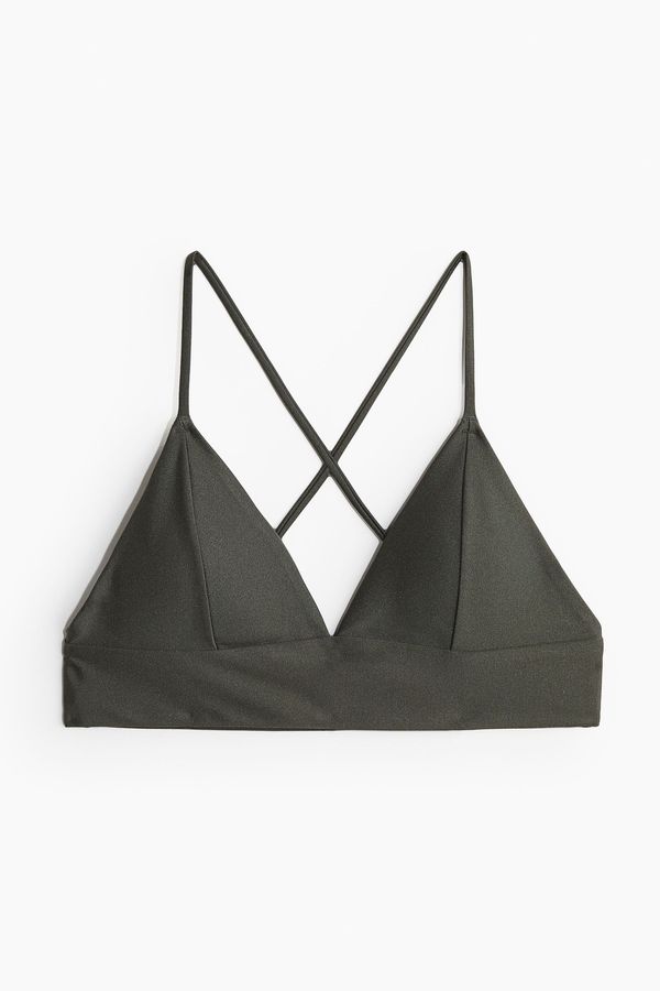 Top de bikini de triángulo con relleno