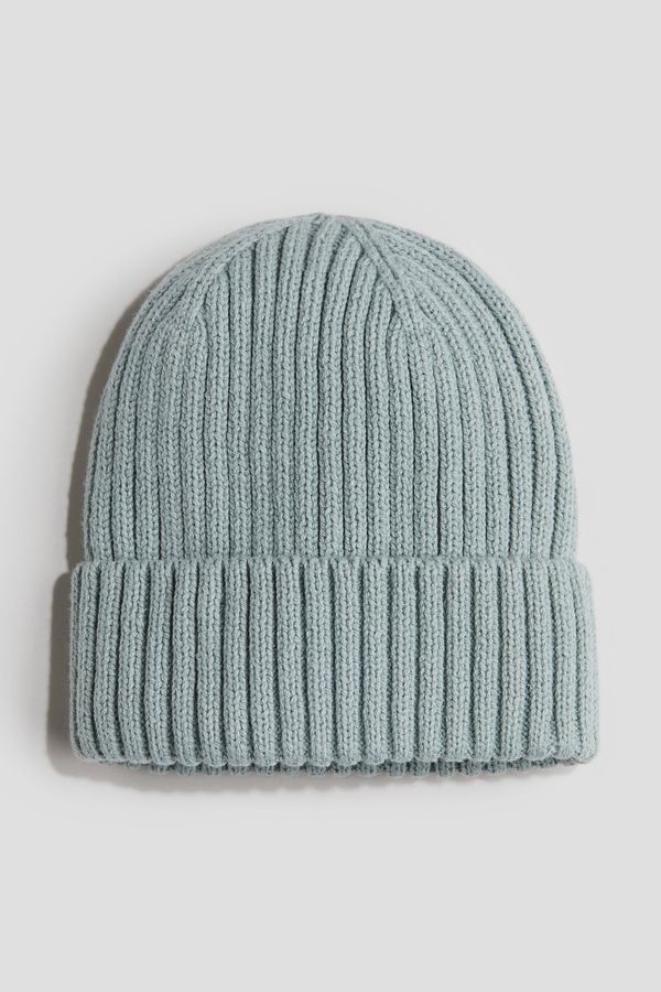 Gorro beanie en punto de canalé