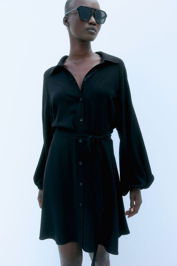 Vestido camisero con mangas globo