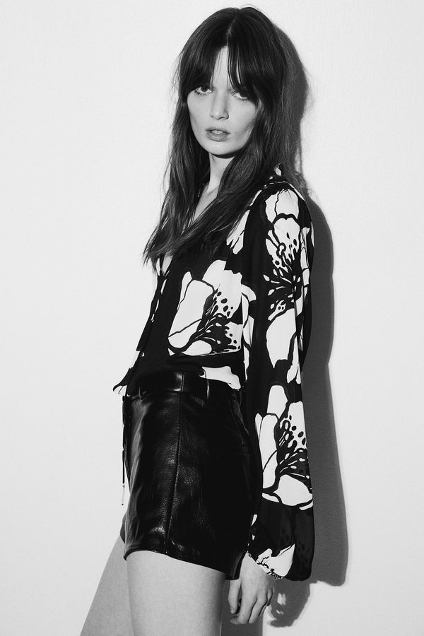 Blusa de gasa efecto arrugado