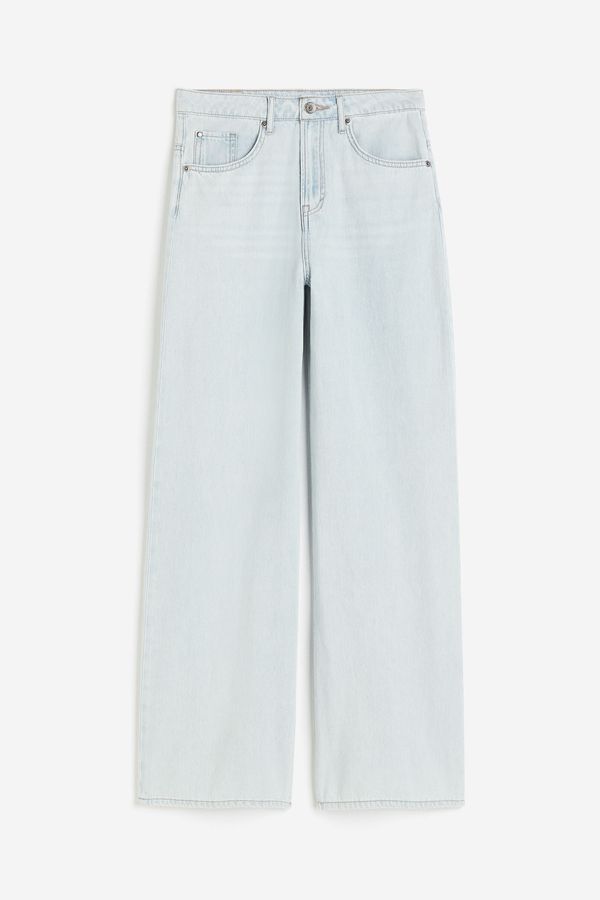 Feather Soft Straight Regular Jeans