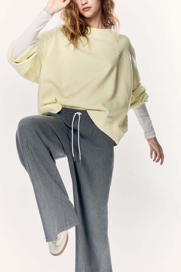 Sudadera con motivo de texto