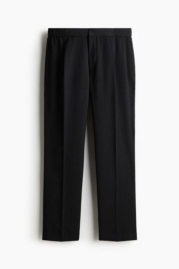 Pantalón con raya Regular Fit