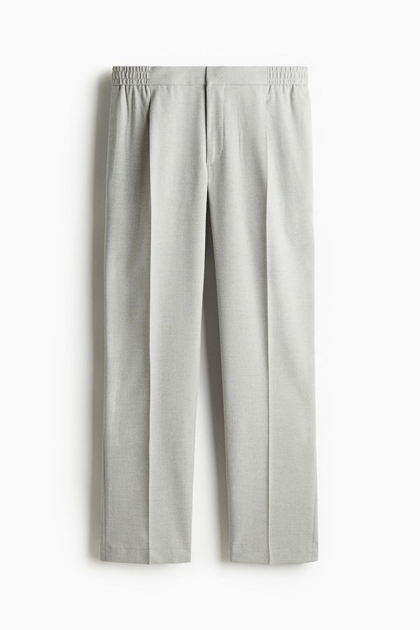 Pantalón con raya Regular Fit