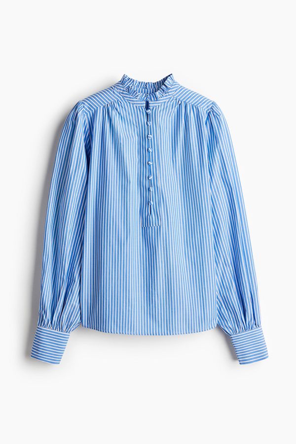 Blusa de algodón con cuello de volante