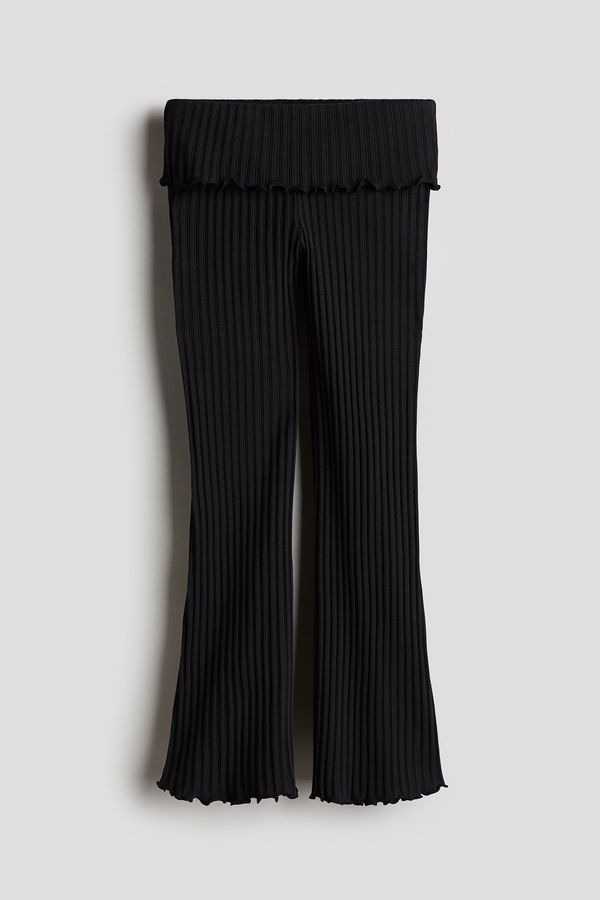 Pantalón acampanado de punto