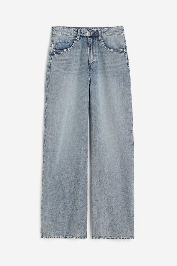 Feather Soft Straight Regular Jeans