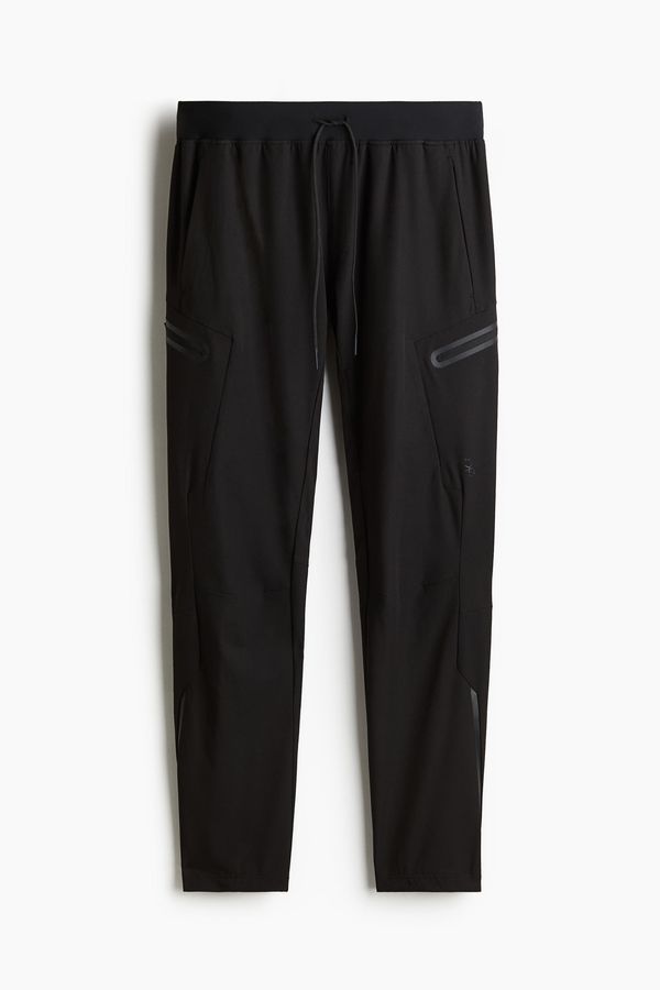 Joggers de deporte en DryMove™ Slim Fit