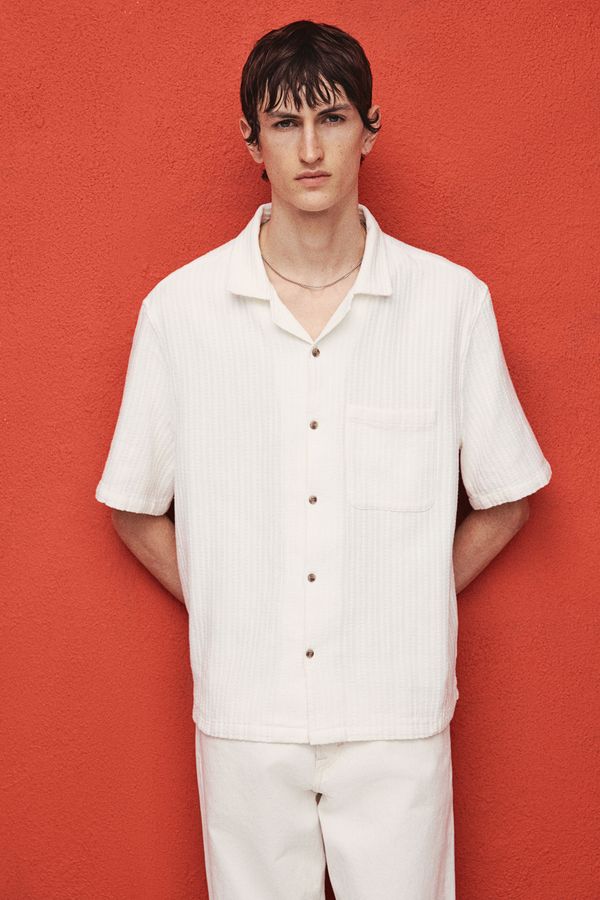 Regular Fit Textured resort shirt