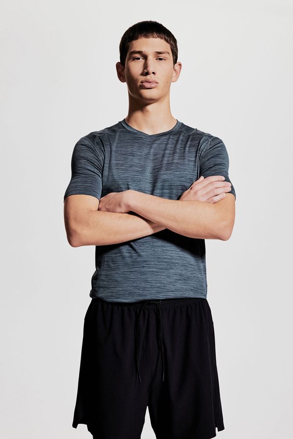 Camiseta de deporte con DryMove™ Muscle Fit