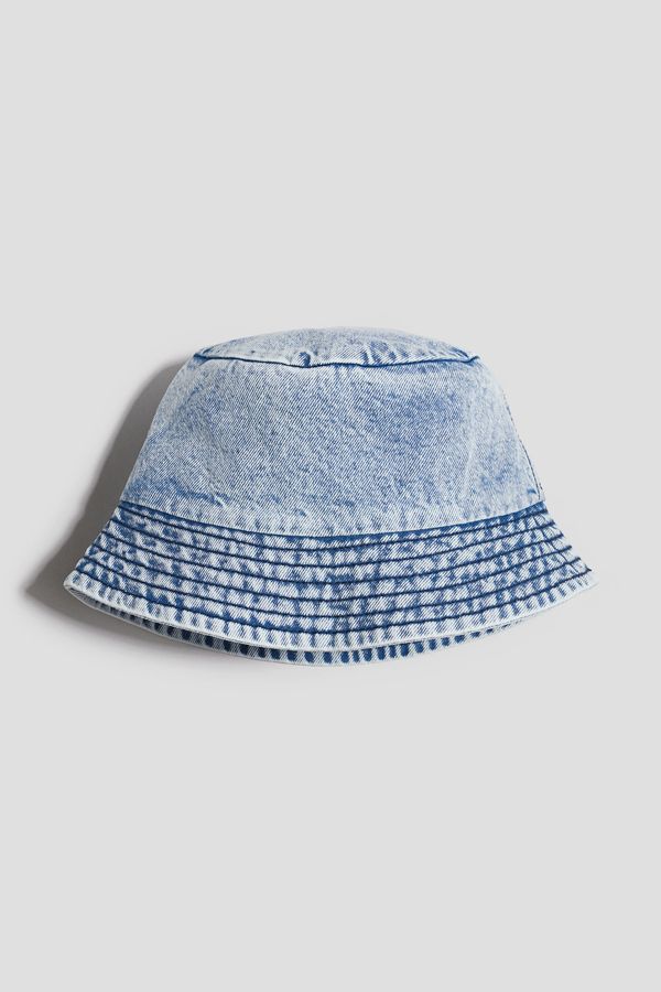 Gorro de pescador en sarga
