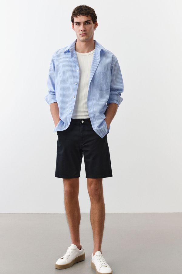 Pantalón corto de sarga Regular Fit