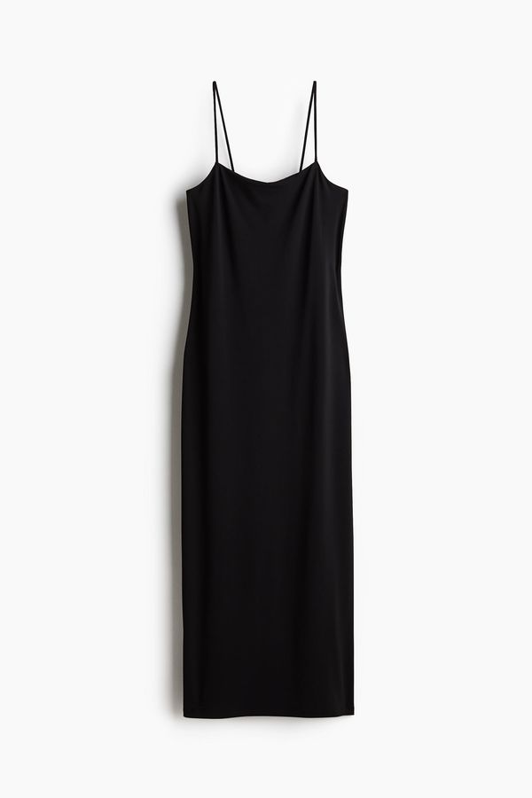 Vestido ajustado con tirantes espagueti