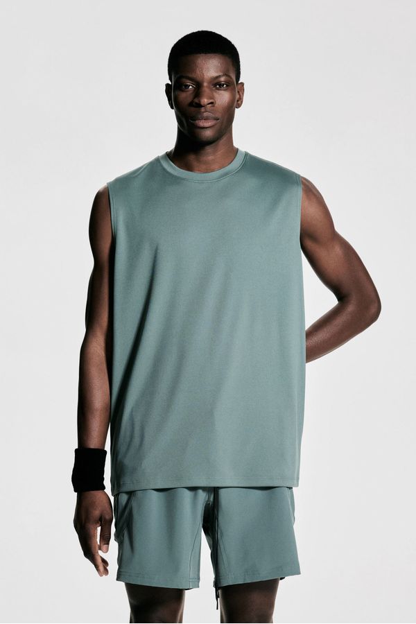 Camiseta de deporte con DryMove™ Regular Fit