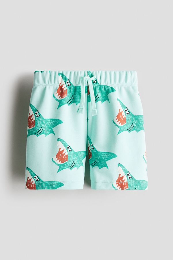Pantalón corto estampado en sudadera