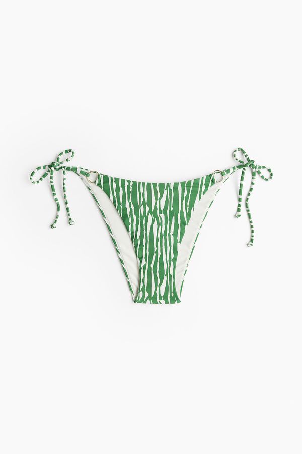 Braga de bikini con lazada