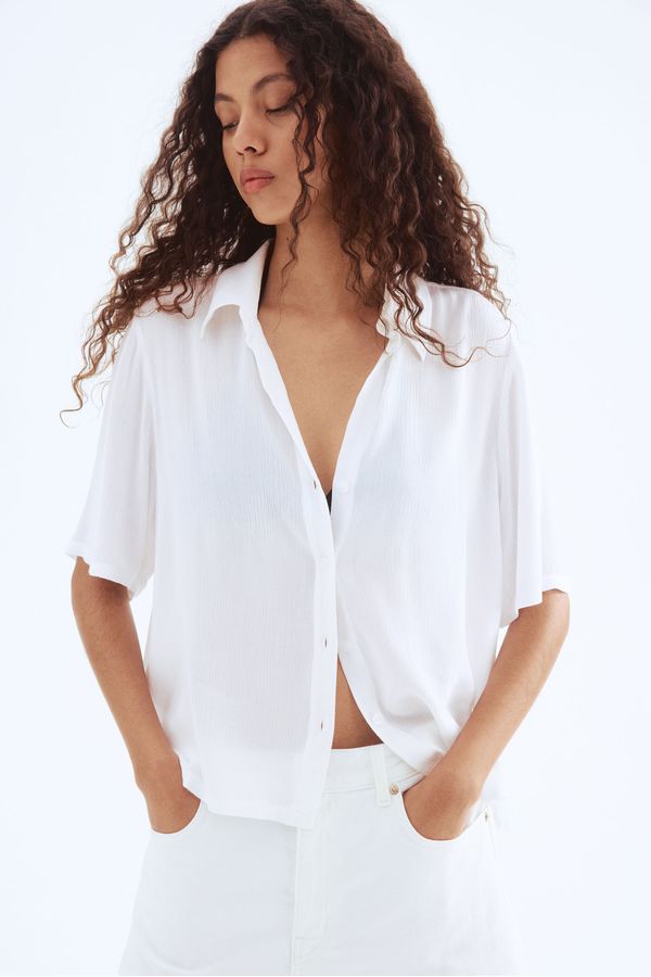 Camisa de viscosa con efecto arrugado