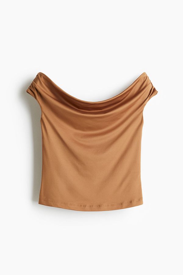 Top off-the-shoulder drapeado