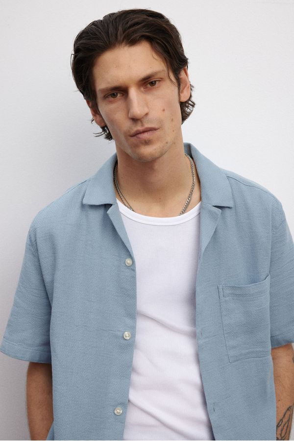 Camisa resort con textura Regular Fit