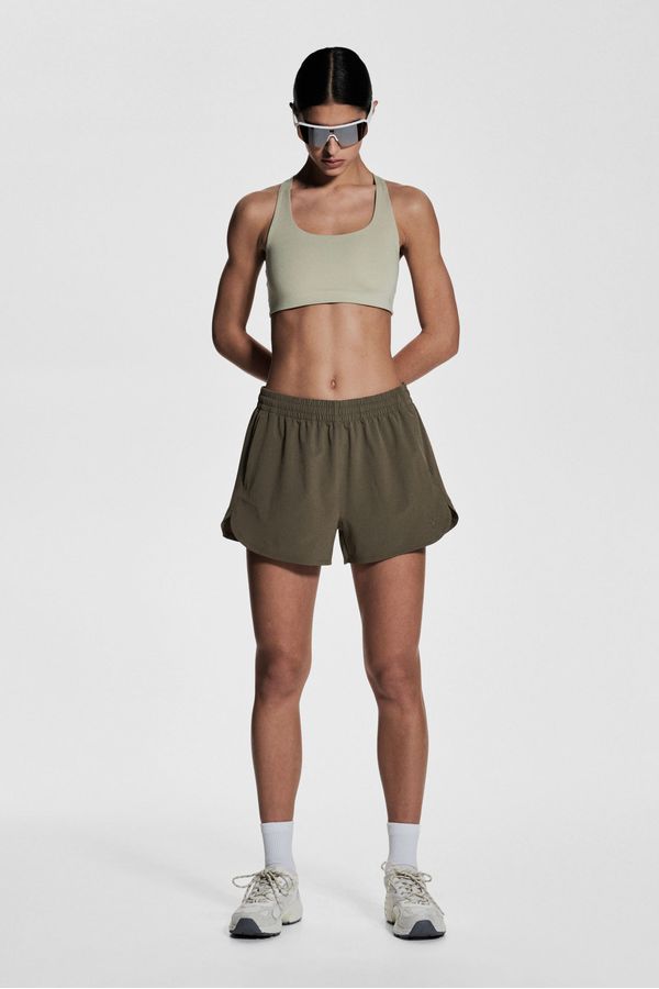 Pantalón corto de correr con DryMove™