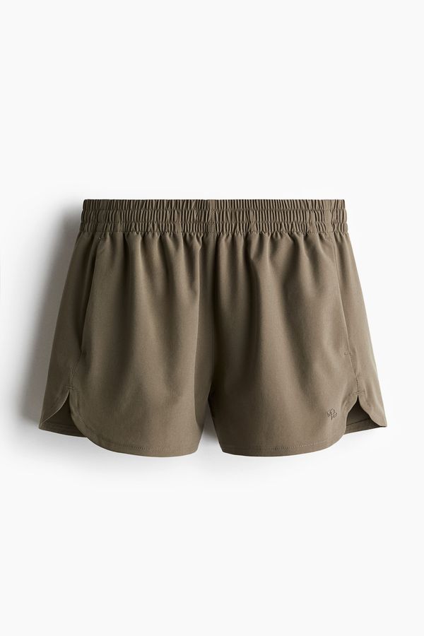 Pantalón corto de correr con DryMove™