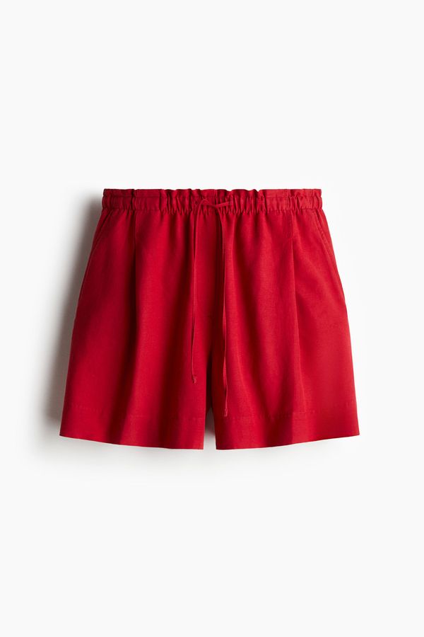 Pantalón corto en mezcla de lino