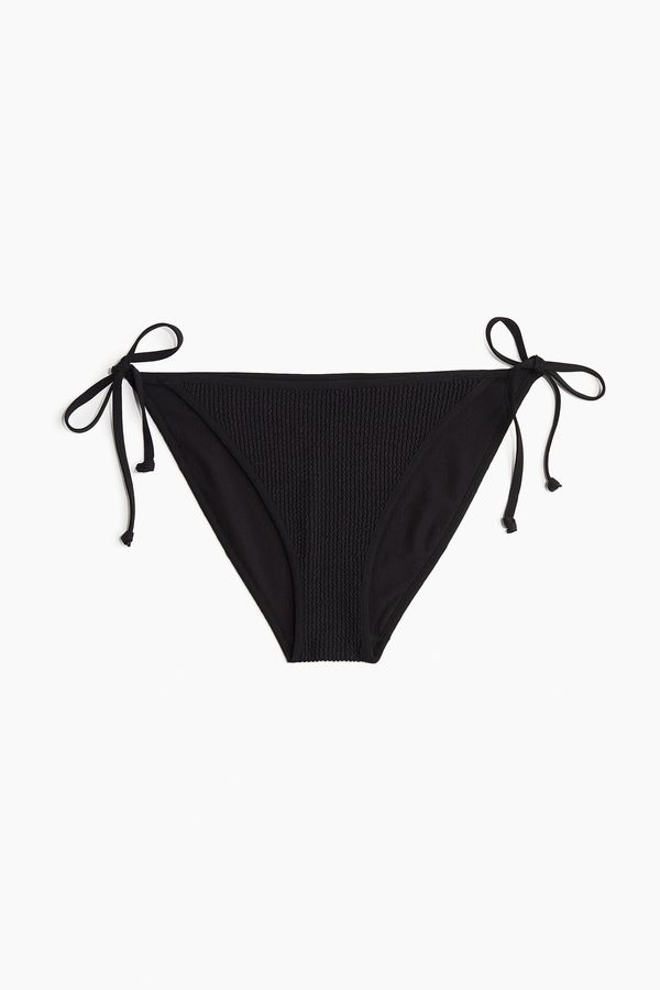 Braga de bikini con lazada