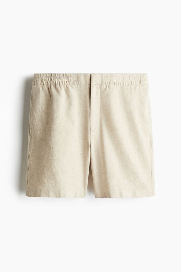 Pantalón corto en mezcla de lino Regular Fit