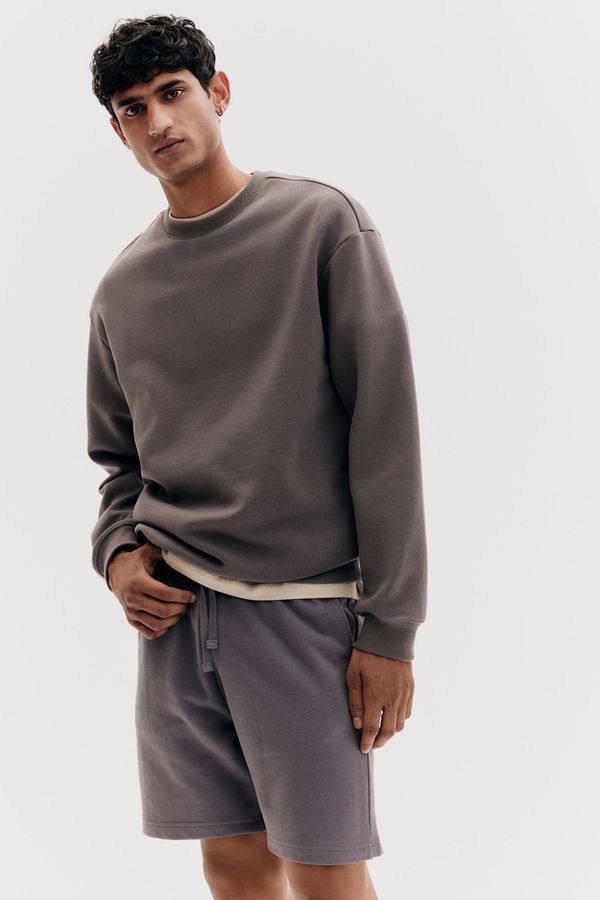 Pantalón corto en sudadera Regular Fit