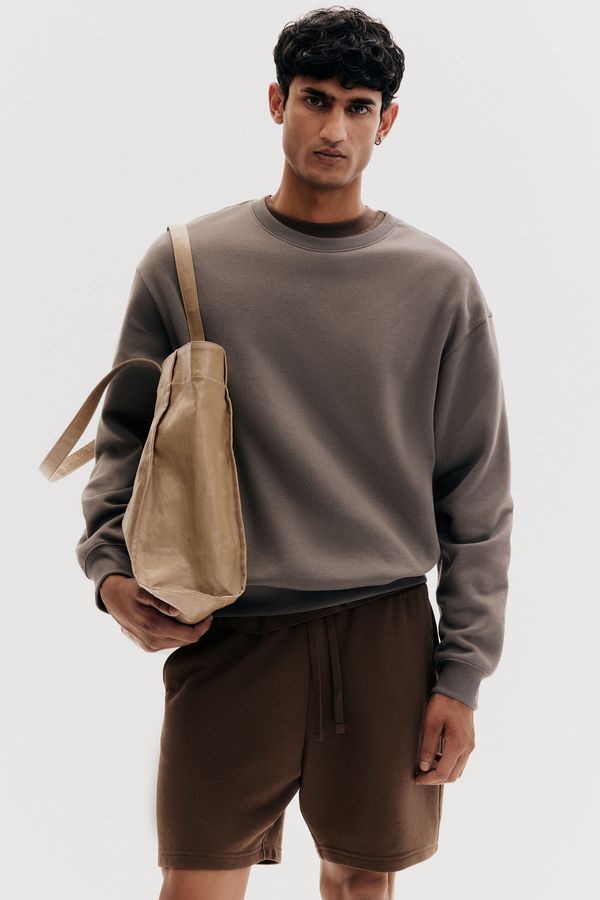Pantalón corto en sudadera Regular Fit