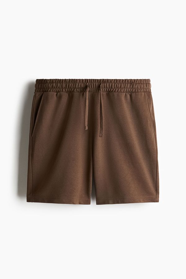 Pantalón corto en sudadera Regular Fit