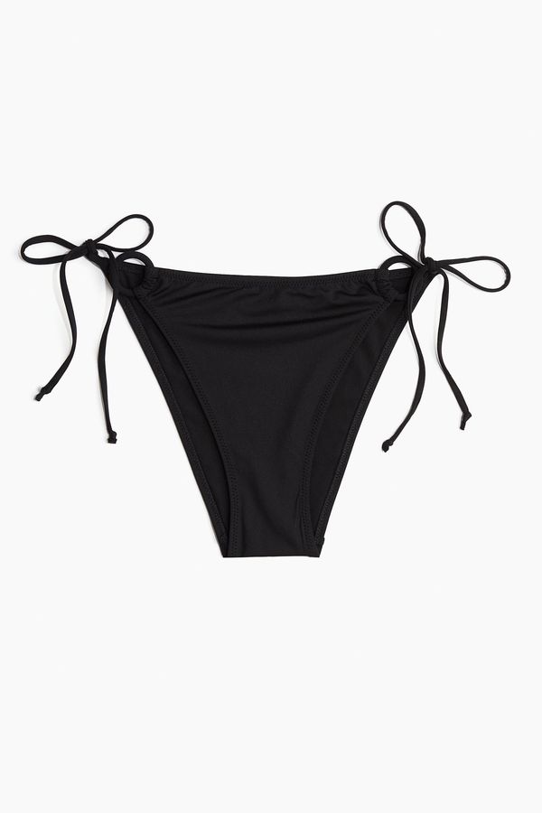 Braga de bikini con lazada
