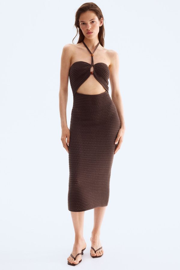 Vestido halter efecto crochet