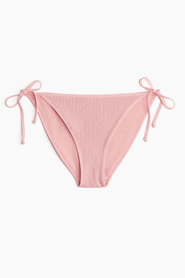 Braga de bikini con lazada