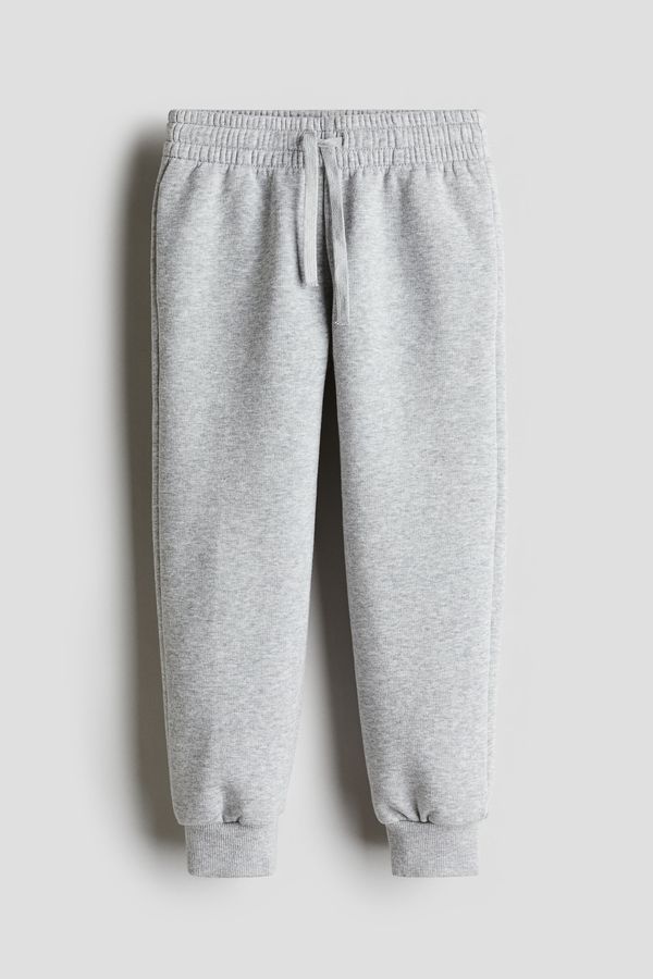 Joggers con interior cepillado