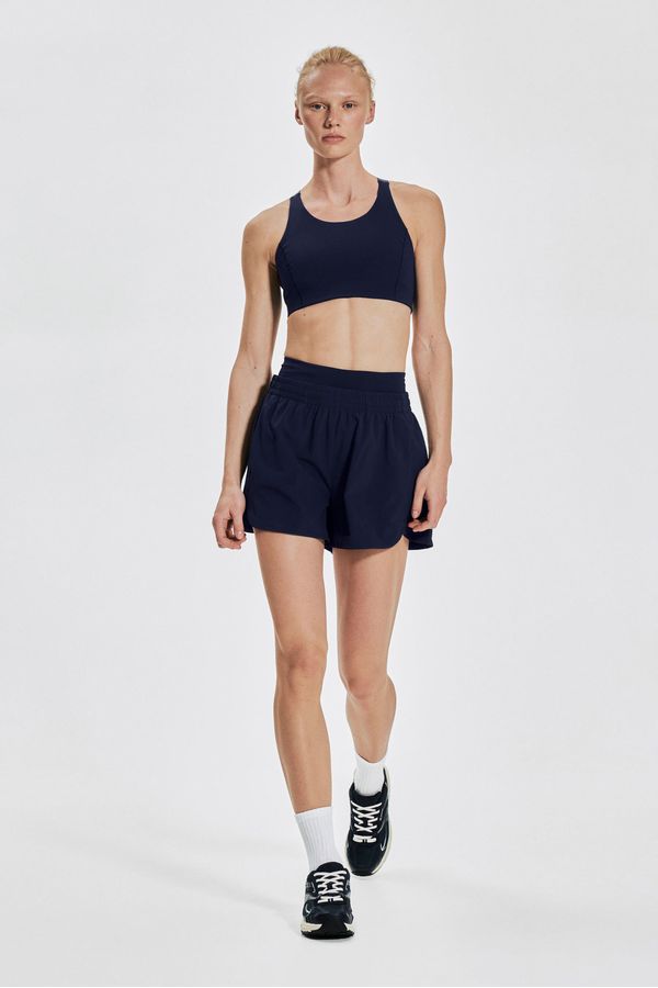 Pantalón corto de correr con DryMove™