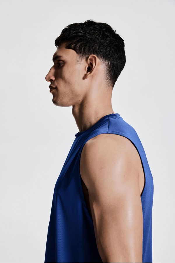 Camiseta de deporte con DryMove™ Regular Fit