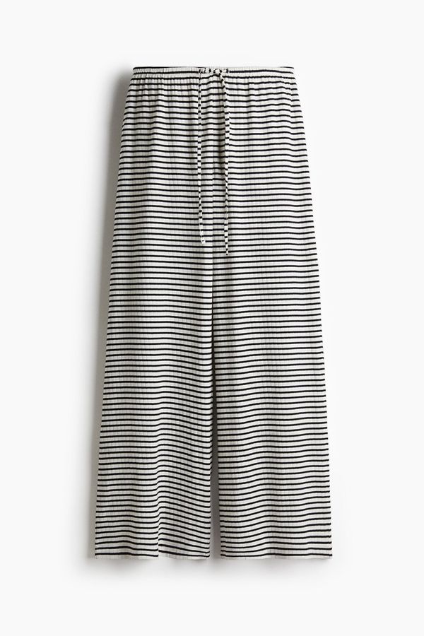 Pantalón de canalé con cordón de ajuste