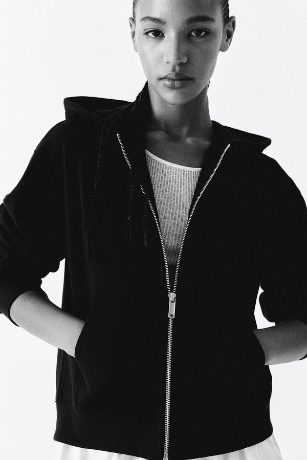 Chaqueta sudadera con capucha y cremallera