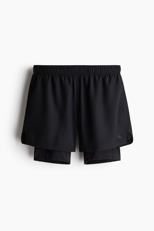 Pantalón corto de doble capa con DryMove™