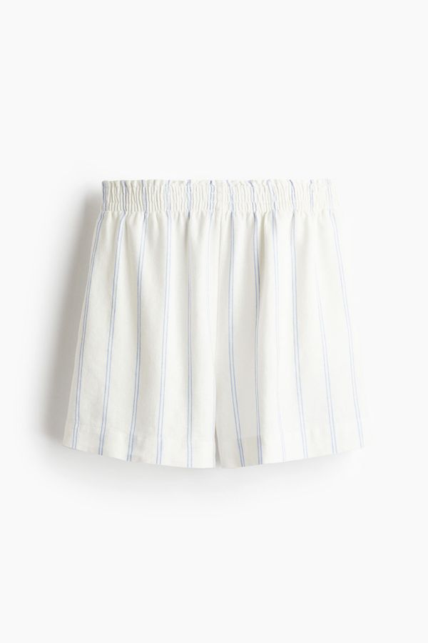 Pantalón corto en mezcla de lino