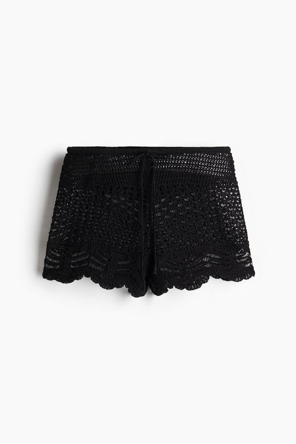 Pantalón playero corto efecto crochet