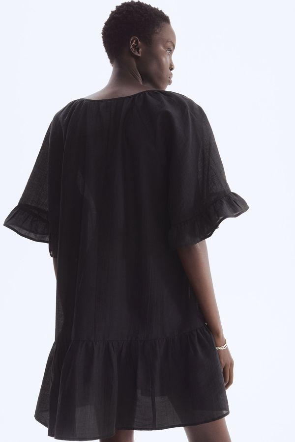Vestido túnica con tiras de anudar