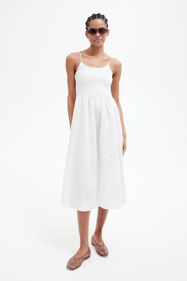 Vestido nido de abeja con tirantes de lazo