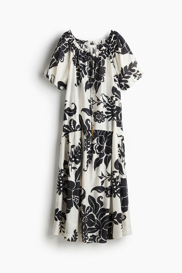 Vestido con cordón de ajuste