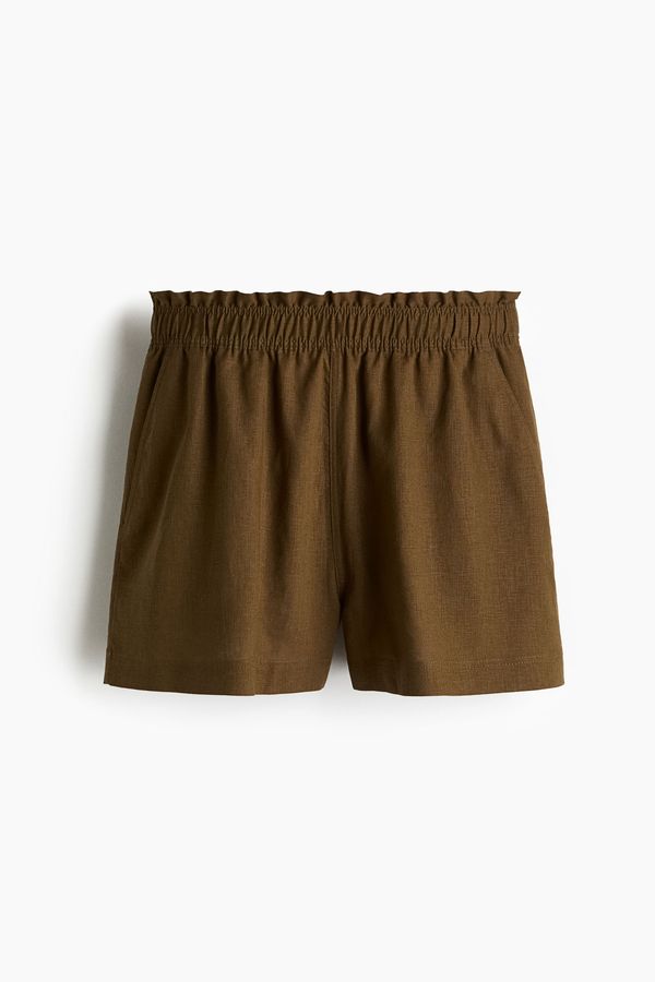 Pantalón corto en mezcla de lino