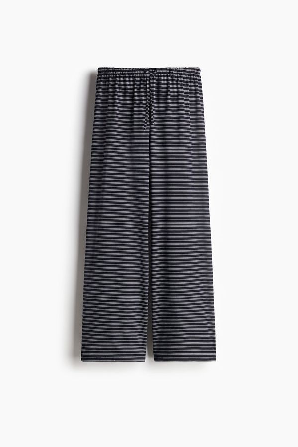 Pantalón recto con cordón de ajuste