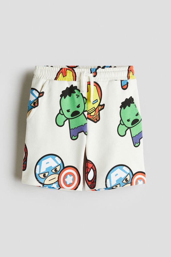 Pantalón sudadera corto con estampado
