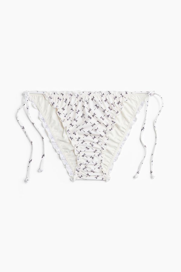 Braga de bikini con lazada